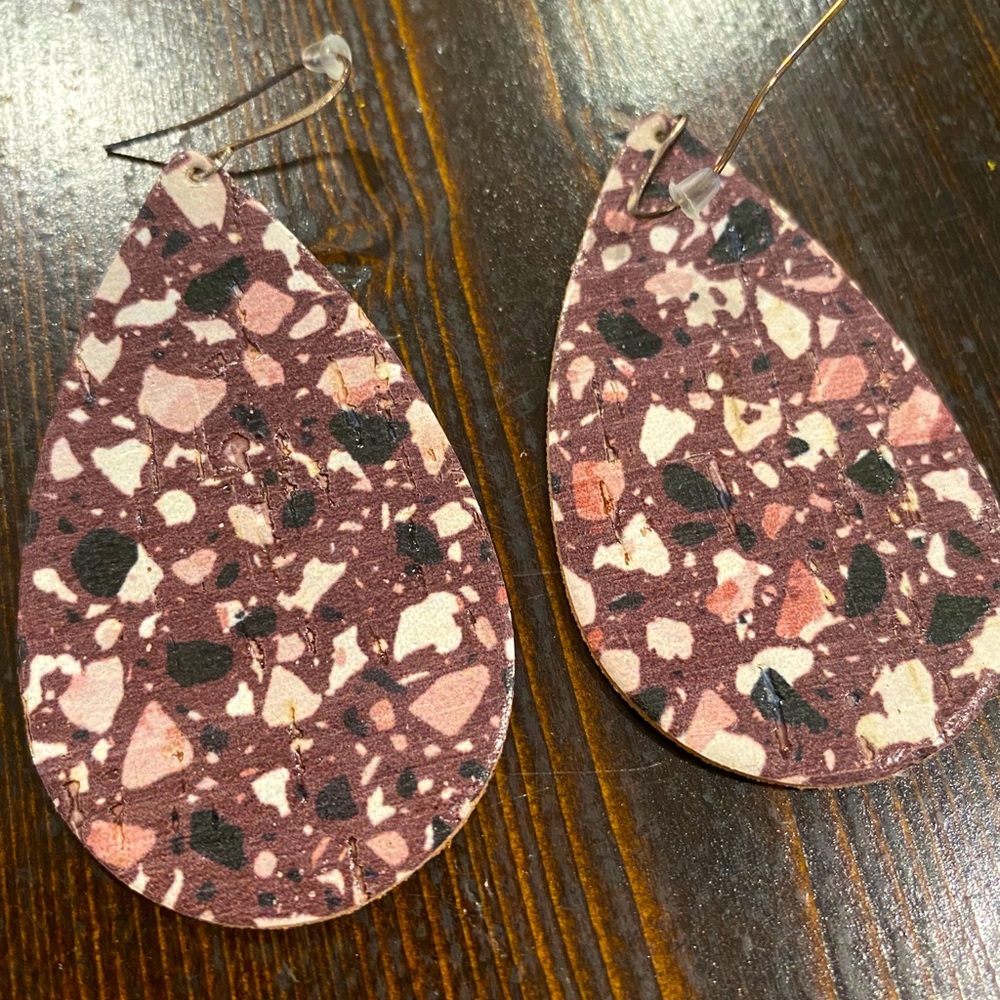 Eleven10leather Earrings